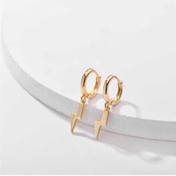 GOLD 14k Gold Plated Lightening Huggie Hoop Earring - Picture 1 of 3